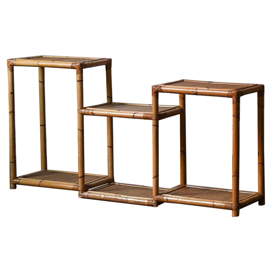 Dreistöckige Etagere aus Binsen und Weide, Italien 1980 im Angebot