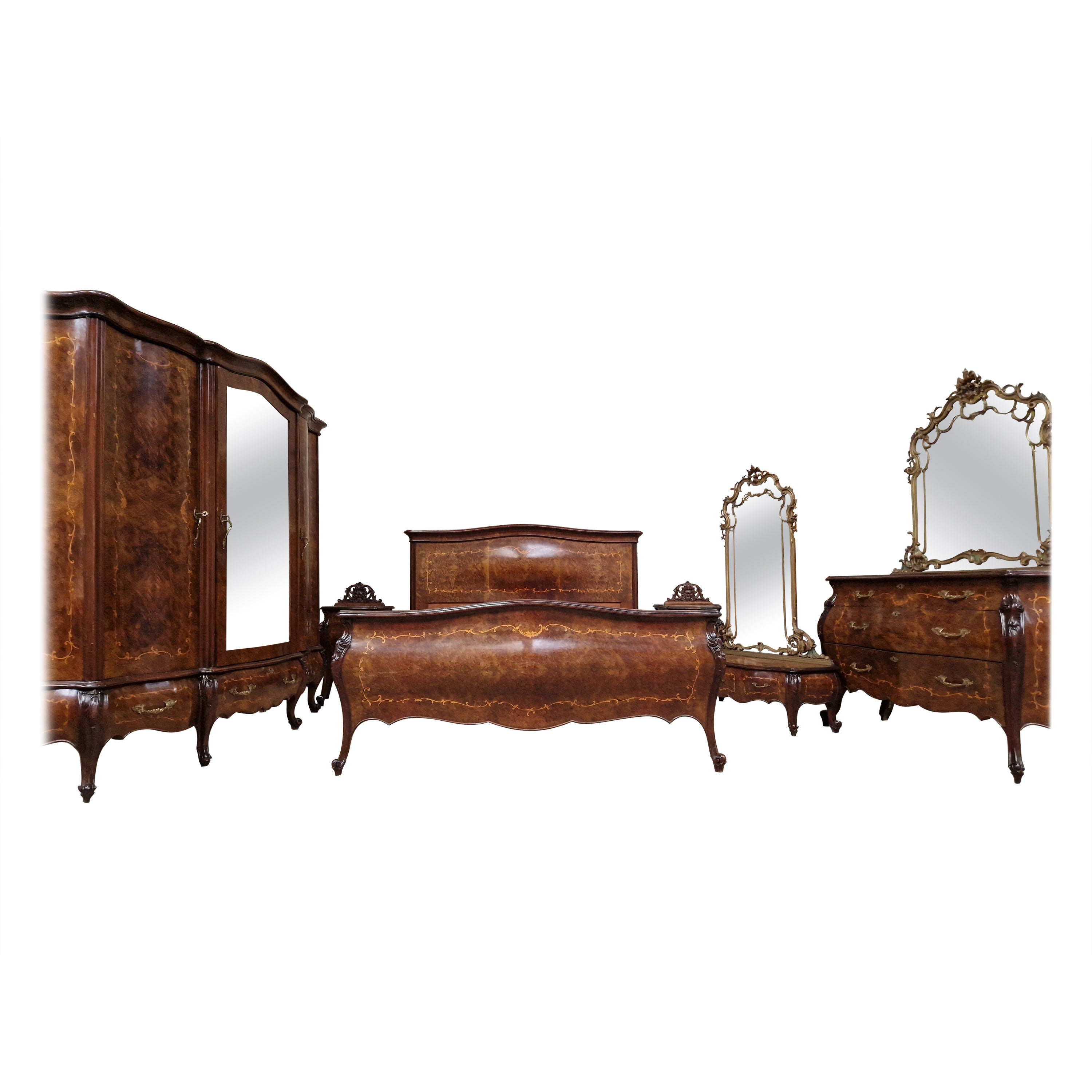 Antique Baroque Bedroom Set Italian Bombe  For Sale