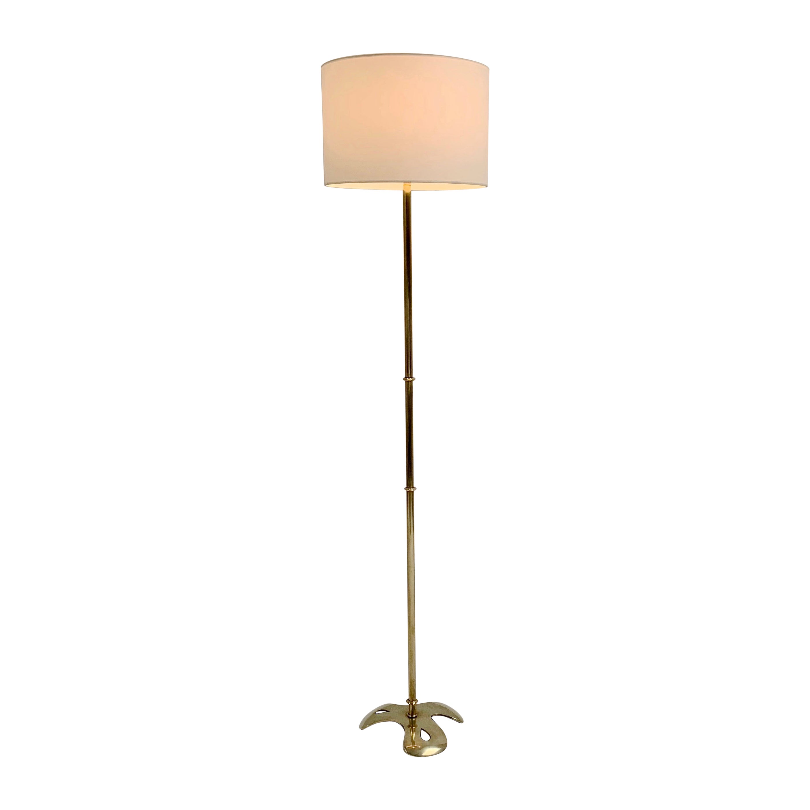 Scarpa Signed Mid-Century Brass Floor Lamp, circa 1960, France. For Sale