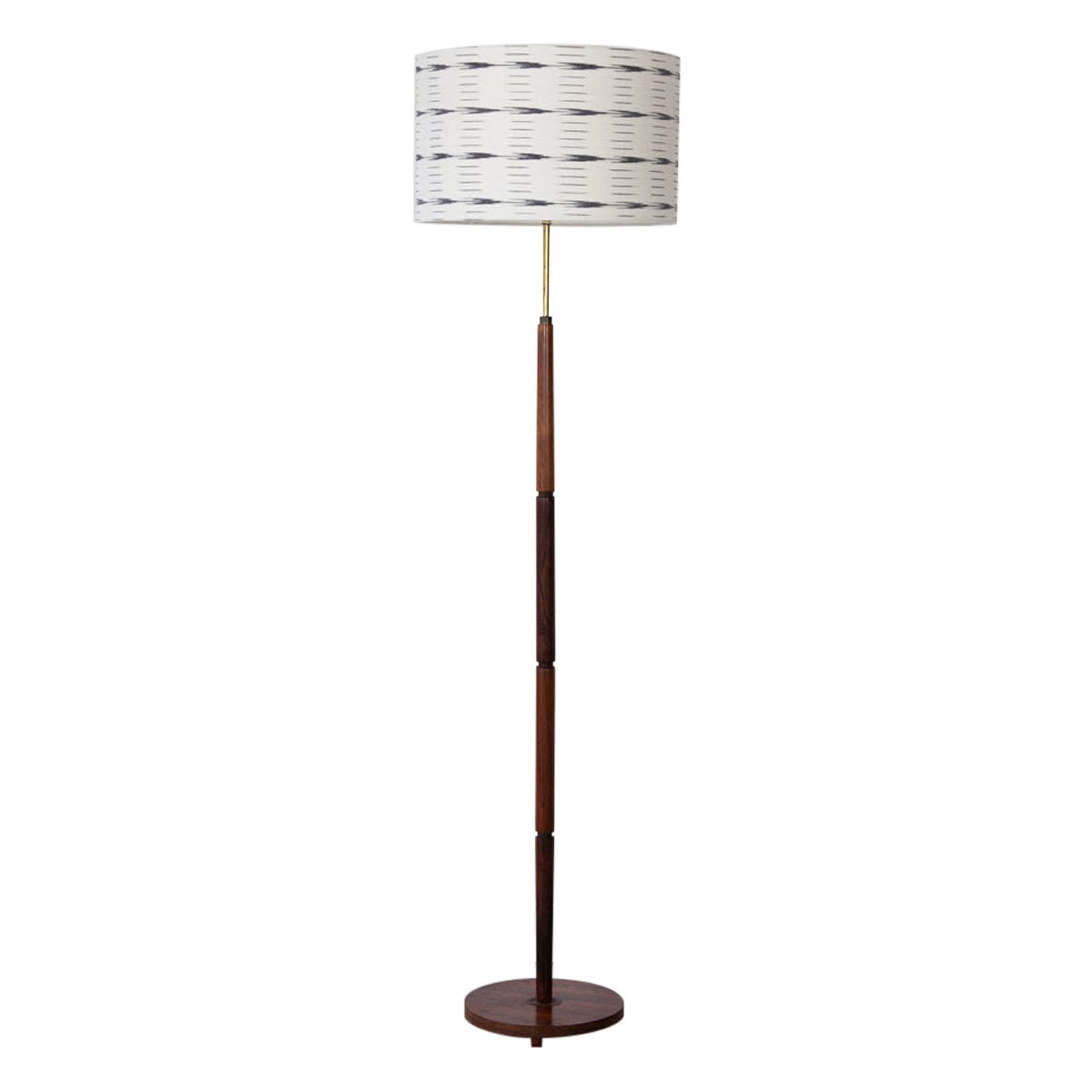 Mitte des 20. Jahrhunderts, Minimalistische dänische Stehlampe im Angebot