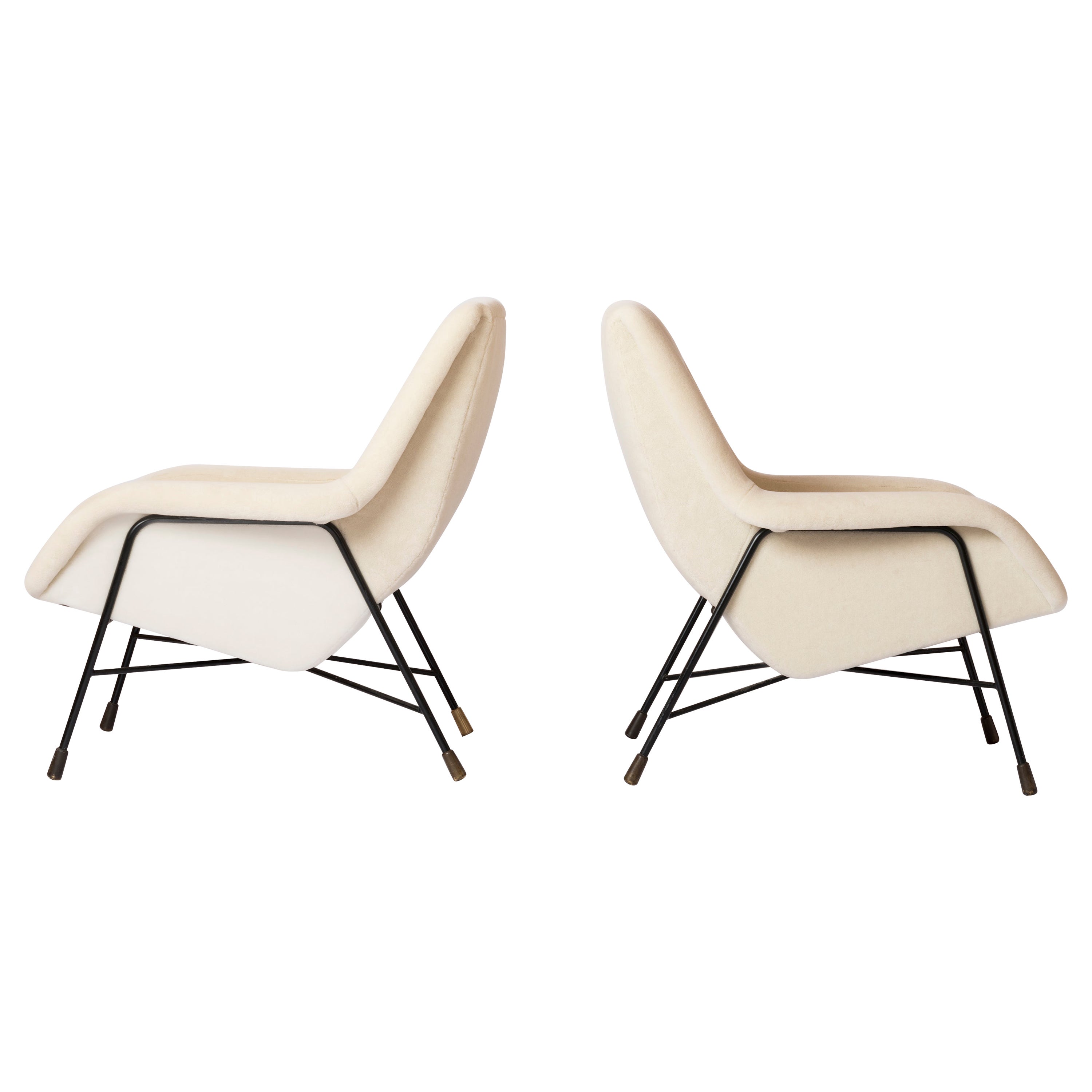 Pair of Cream Mohair Armchairs by Alfred Hendrickx for Belform - Belgium, 1958 For Sale