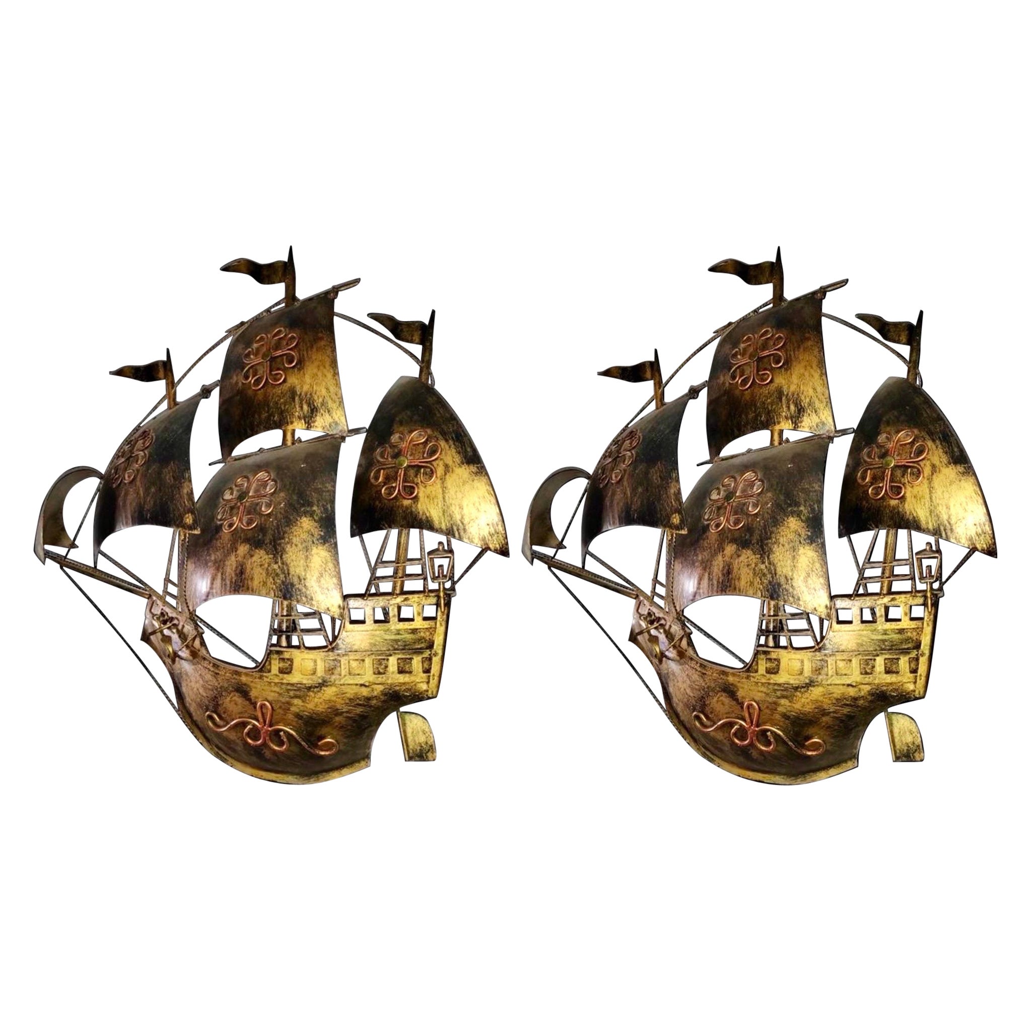 Galleon boat pair of wall lighting gilt gold , 1950s For Sale