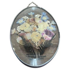 Retro Dried Pressure Flower Decorative Wall Hanging Within Glass Frame.