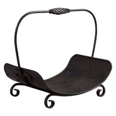 Taidetakomo Hakkarainen, 1930's wrought iron firewood carrier