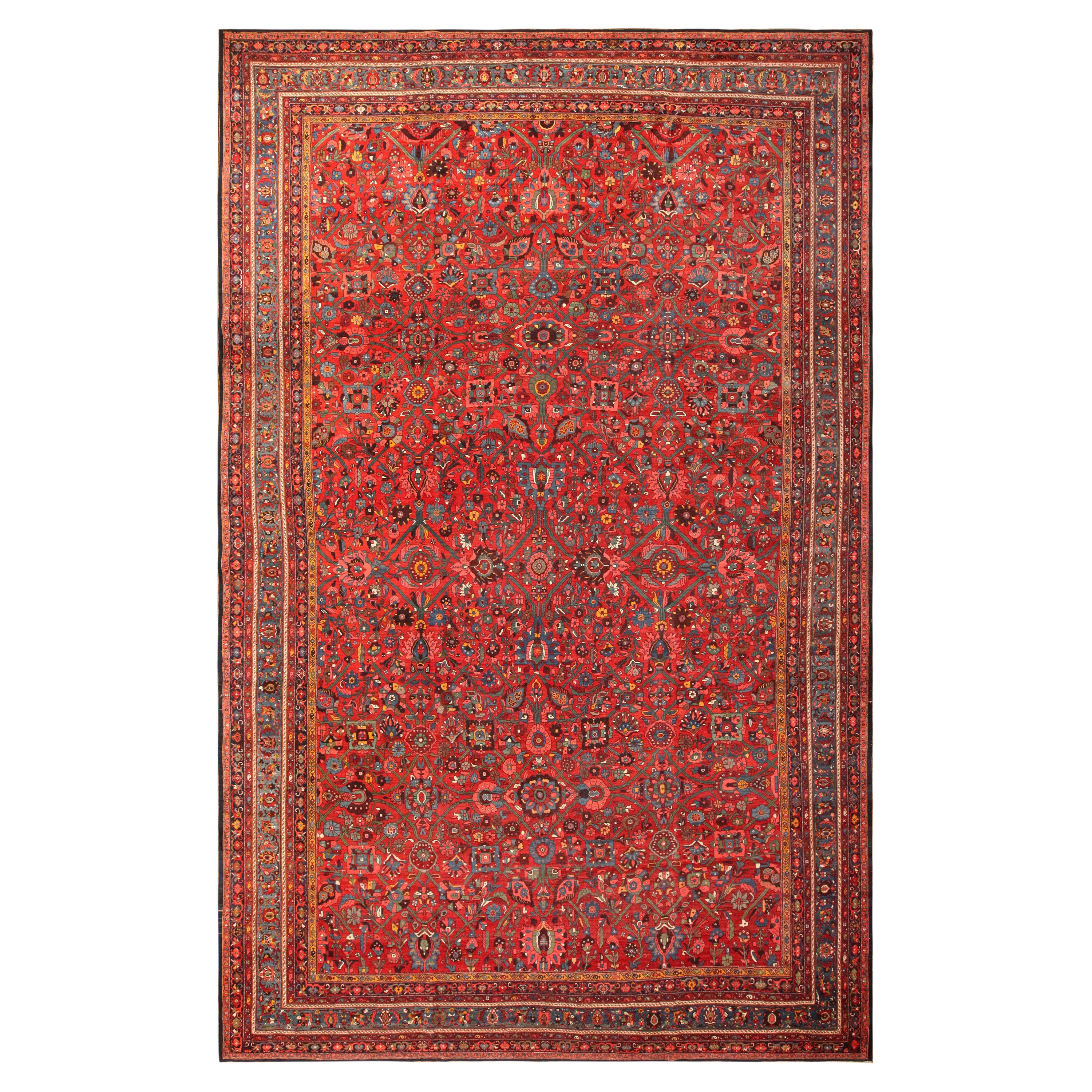 Schöner übergroßer antiker persischer Bidjar-Teppich in Übergröße 12'10" x 20'3" im Angebot