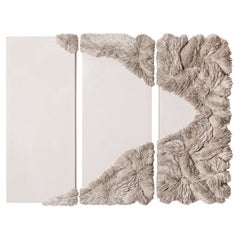 Trittico Collapsed in Sand, opera d'arte da parete in porcellana e gesso di Olivia Walker