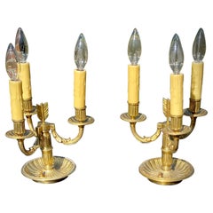 Zwei vergoldete Bronze-Kandelaberlampen mit drei Lichtern, frühes 20. Jahrhundert 