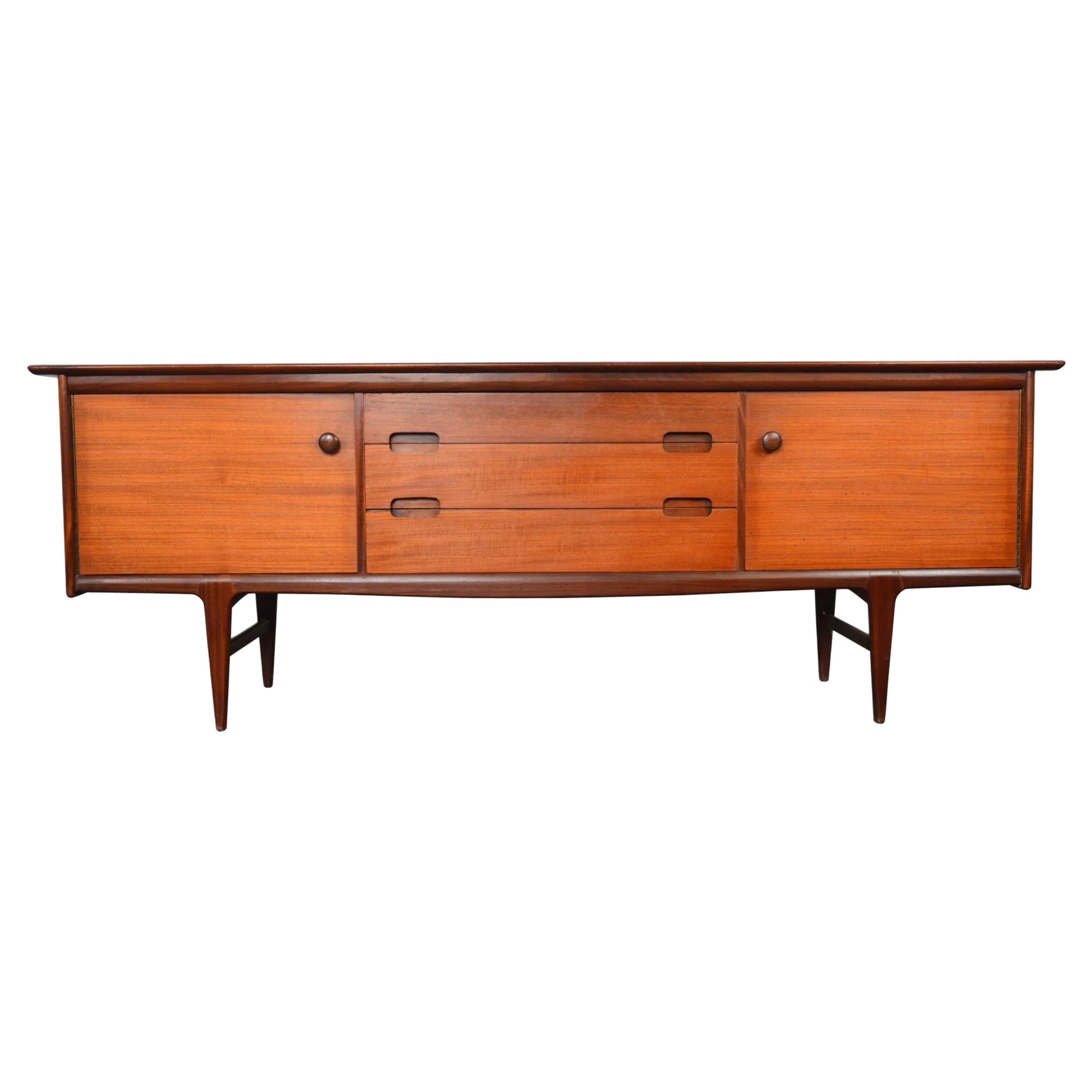 Younger "Fonseca" Credenza In Teak + Afromosia #2 For Sale