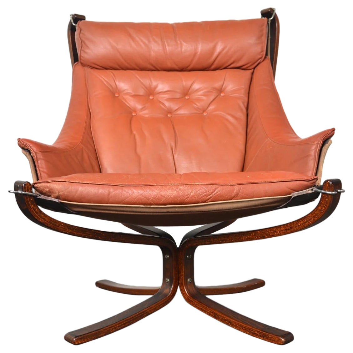 Hochlehniger geflügelter Falcon-Stuhl aus rostfarbenem Leder