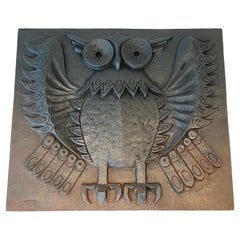 Retro Modernist Cast Iron Fireback Showing an Owl