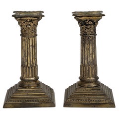 Paire de chandeliers à colonne en pierre et laiton du milieu du siècle, vers 1950