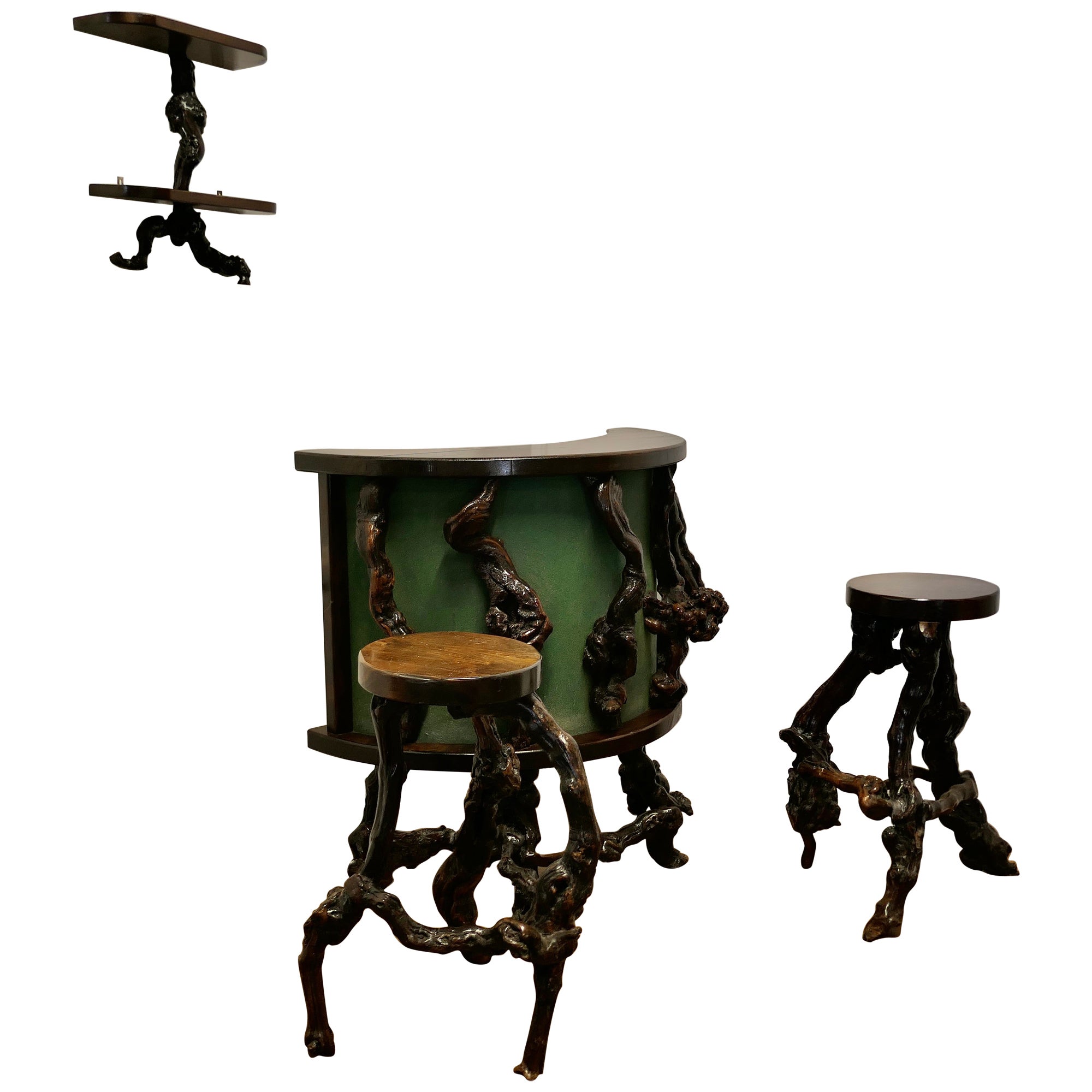 French Vinery Bar and Stool Set  This is a very attractive French country piece For Sale
