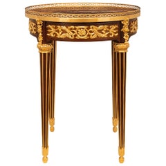Table d'appoint française du 19ème siècle de style Louis XVI en acajou, marbre et bronze doré