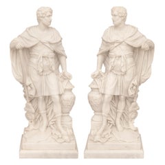 True True, Paar italienische neoklassizistische Statuen aus weißem Carrara-Marmor des 19. Jahrhunderts