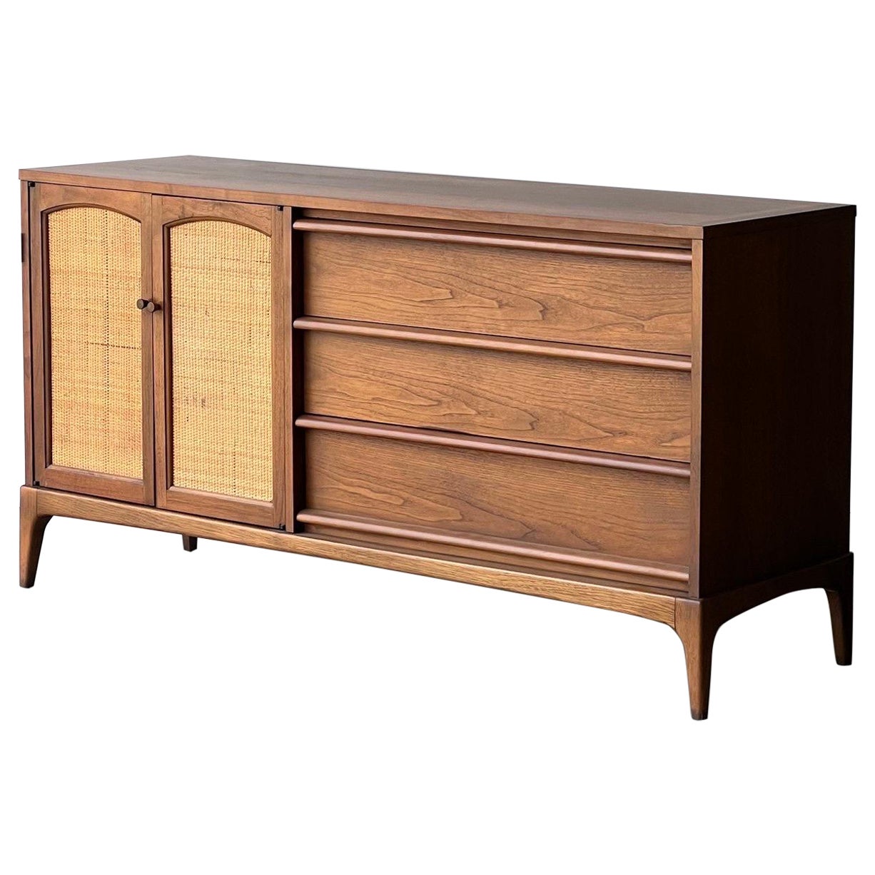 Mid-Century Lane Walnut Reversible Door Credenza For Sale