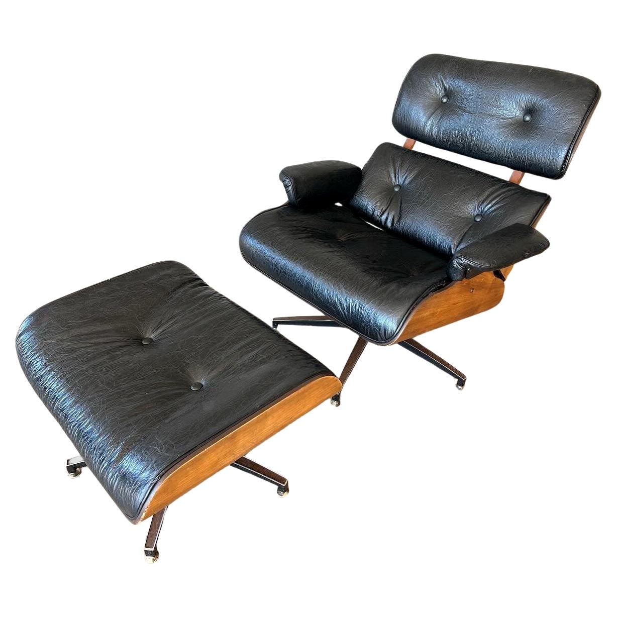 Mid century modern vintage Eames style lounge chair and ottoman For Sale