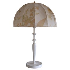 Vintage Table lamp modell 2563 by Josef Frank