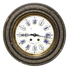 Antike französische Wanduhr aus blauer und weißer Emaille aus der Zeit Napoleons III.