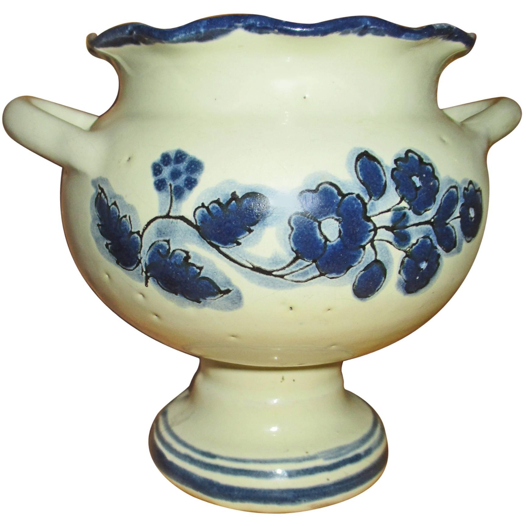 19th Century Rare Sayula Pottery Footed Vase, Jalisco Mexico For Sale