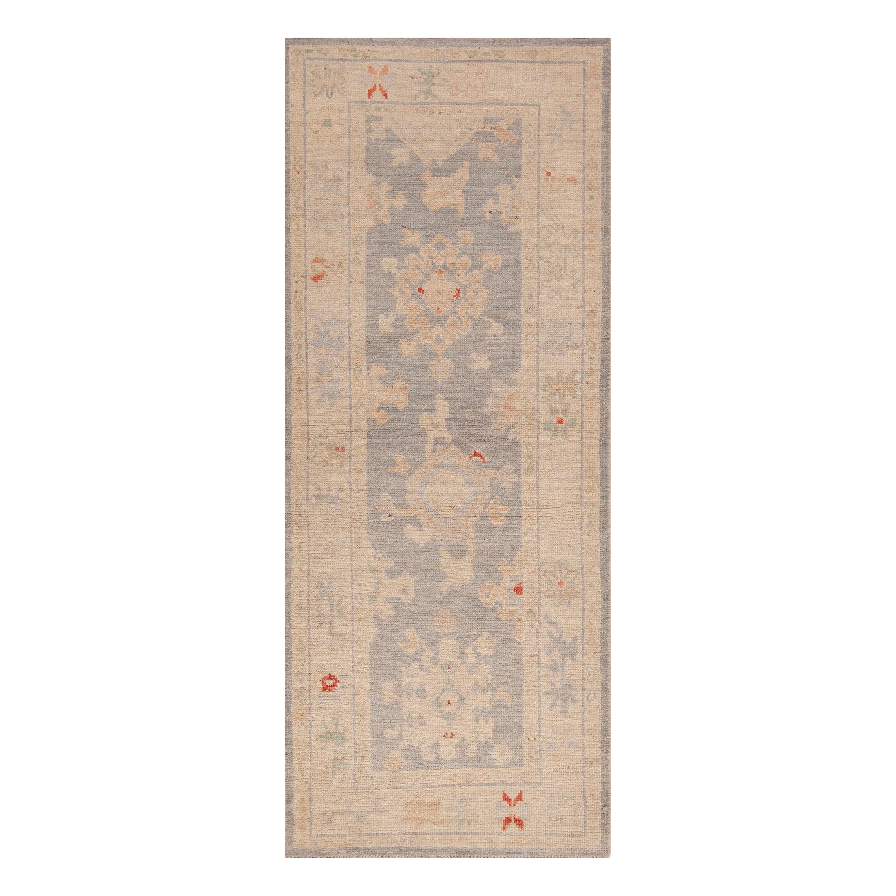 Collection Nazmiyal, motif tribal turc Oushak moderne, tapis de course 2'9" x 6'9" en vente