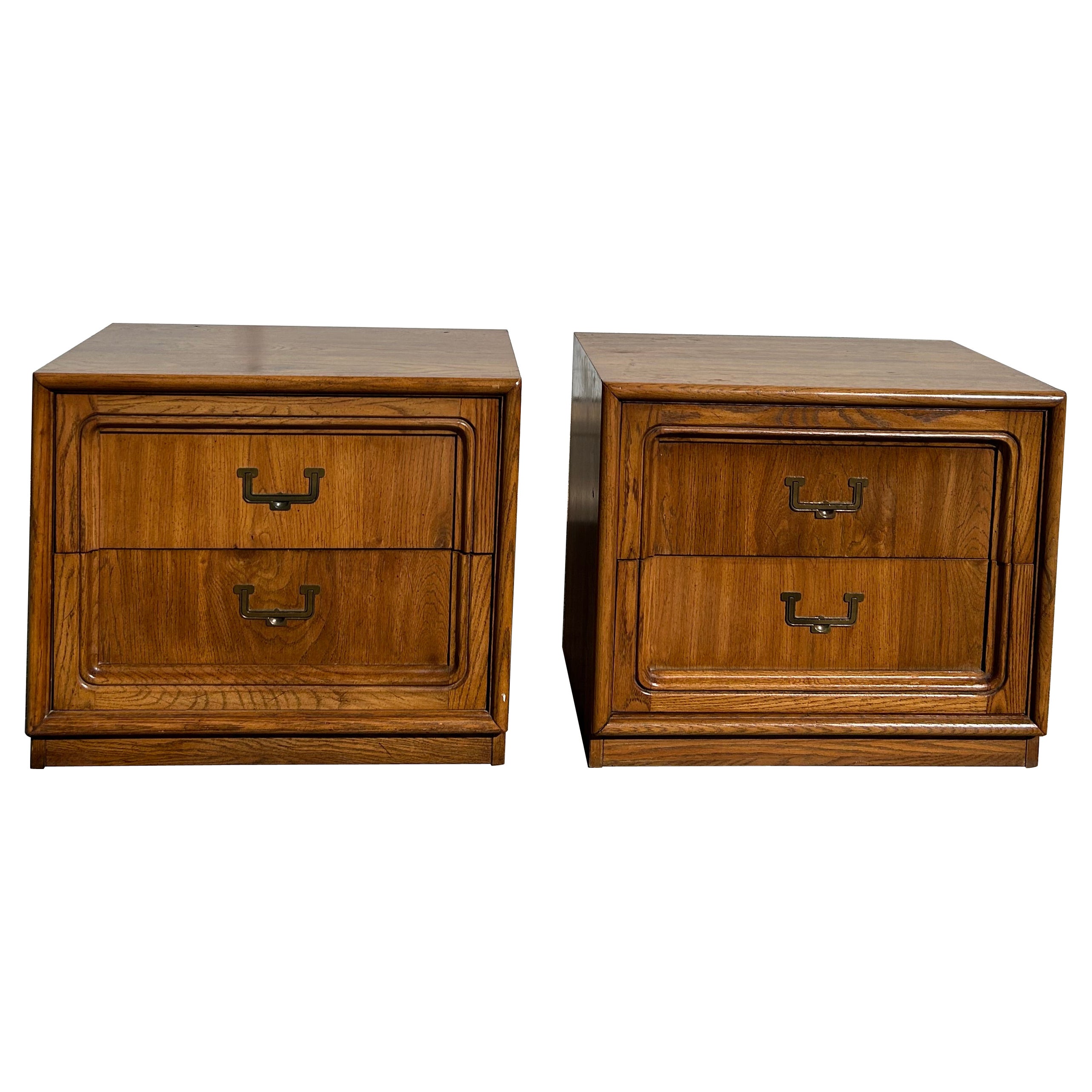 Pair of Thomasville Campaign Oak Nightstands  For Sale