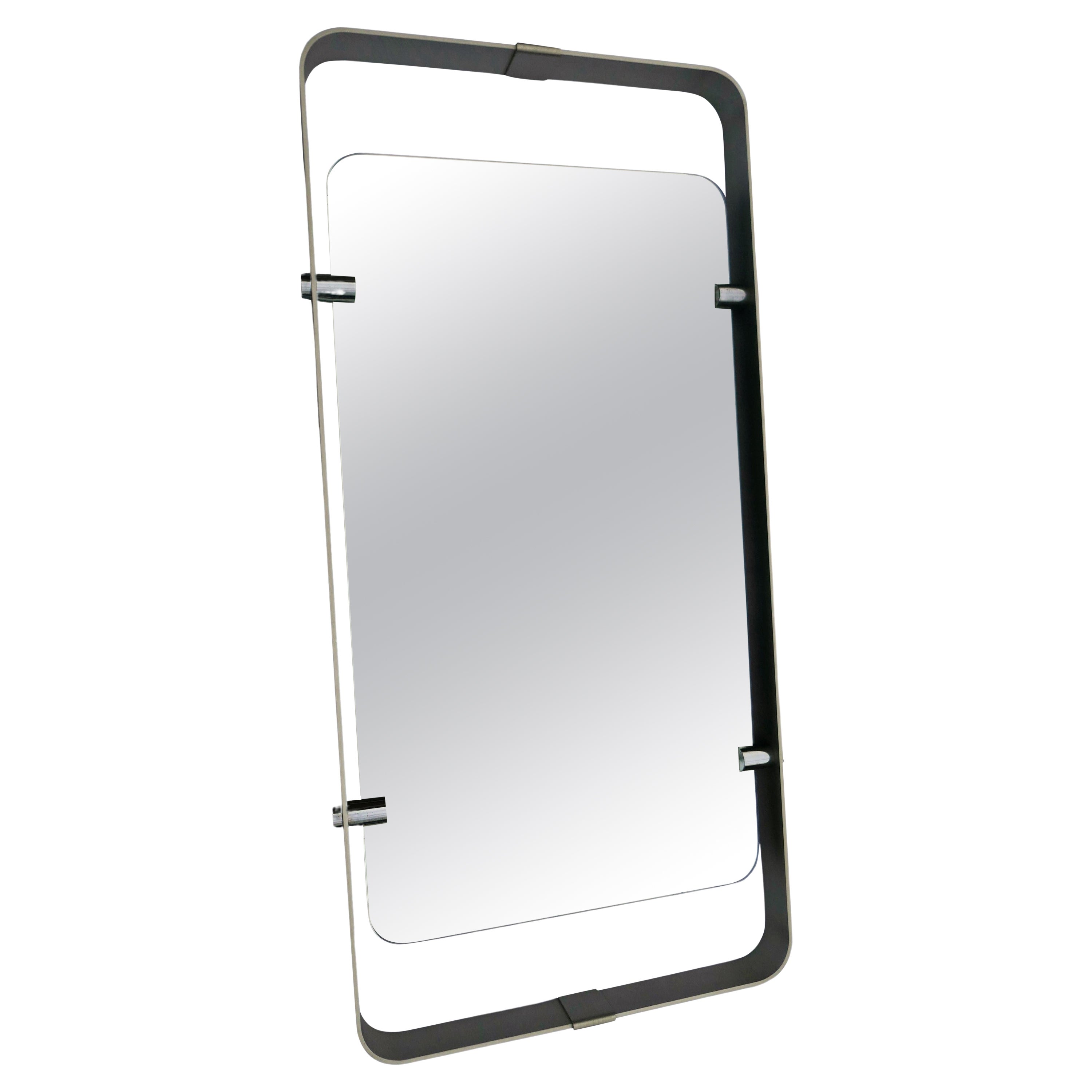 Miroir en aluminium en vente