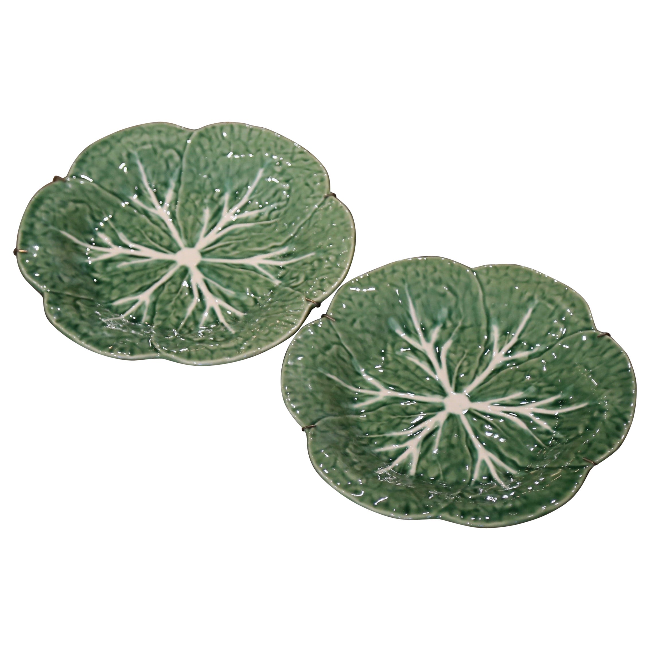 Pair of Vintage Portuguese Bordallo Pinheiro Decorative Cabbage Wall Platters For Sale