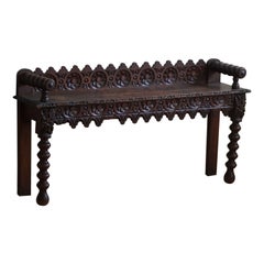 Used 19th Century English Victorian Hall Bench in Oak, Bobbin Turned Legs