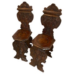 Pair of Antique Victorian Quality Carved Walnut Italian Hall Chairs 
