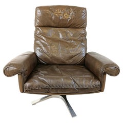 Retro De sede DS31 high  back armchair in brown leather, 1970s