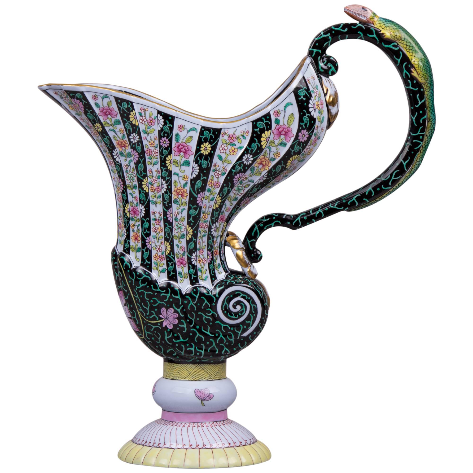 Herend Siang Noir Black Dynasty Water Pitcher with Lizard Handle, circa 1960 For Sale
