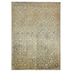Tapis européen de style Classic de Rug & Kilim avec motif floral bleu et or