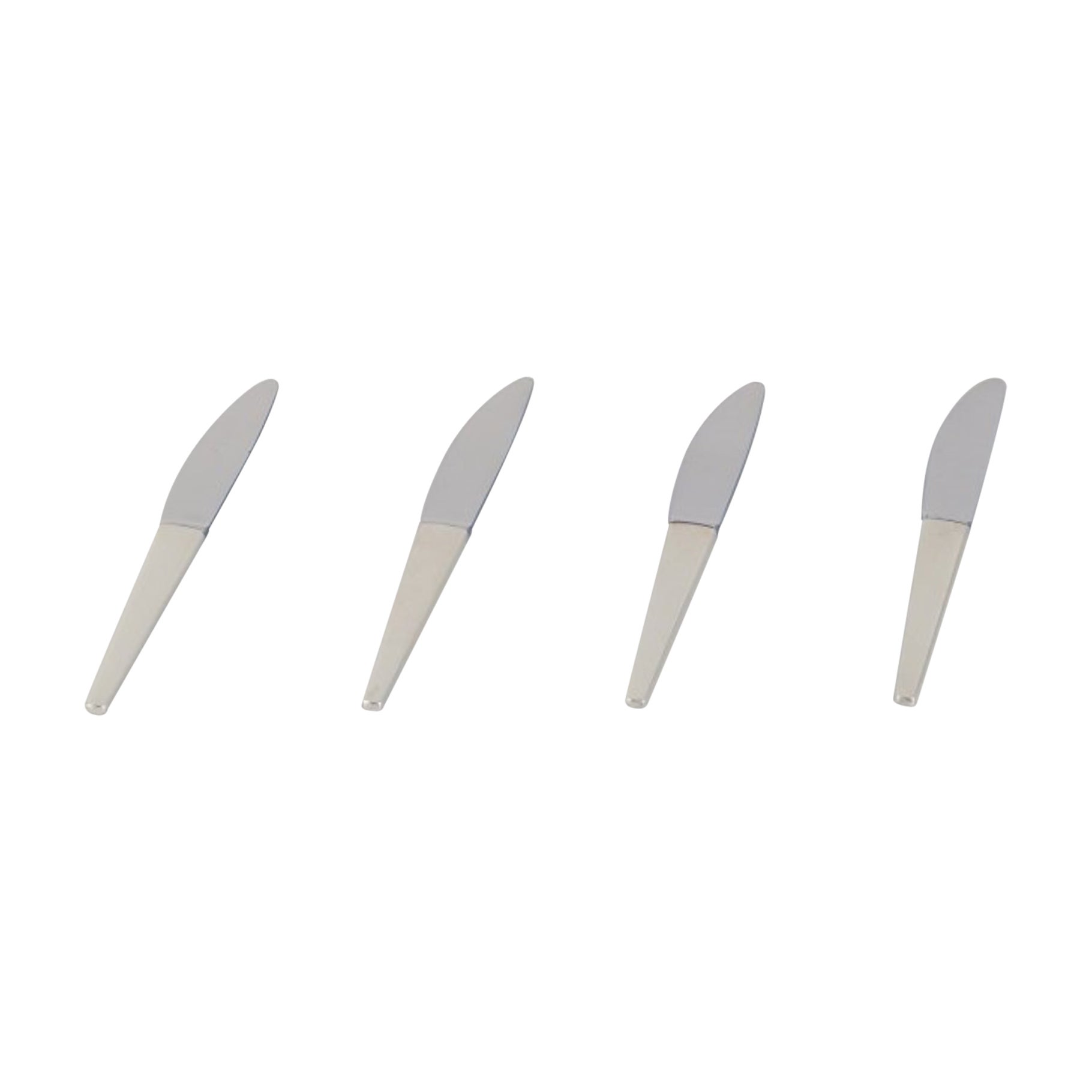 Henning Koppel for Georg Jensen. Four Caravel dinner knives in sterling silver