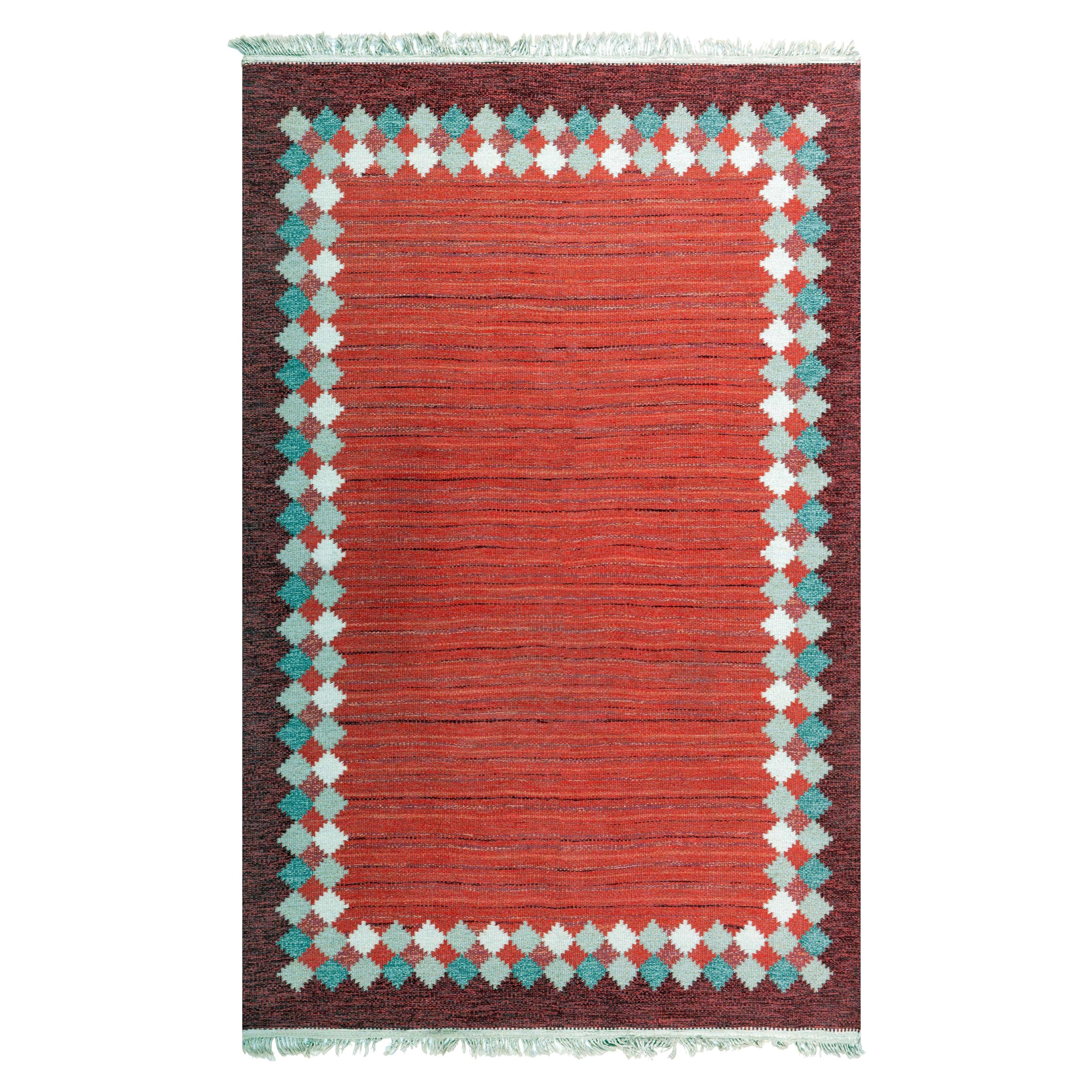 Schwedischer flachgewebter teppich von Ingegerd Silow, Mitte des Jahrhunderts im Angebot