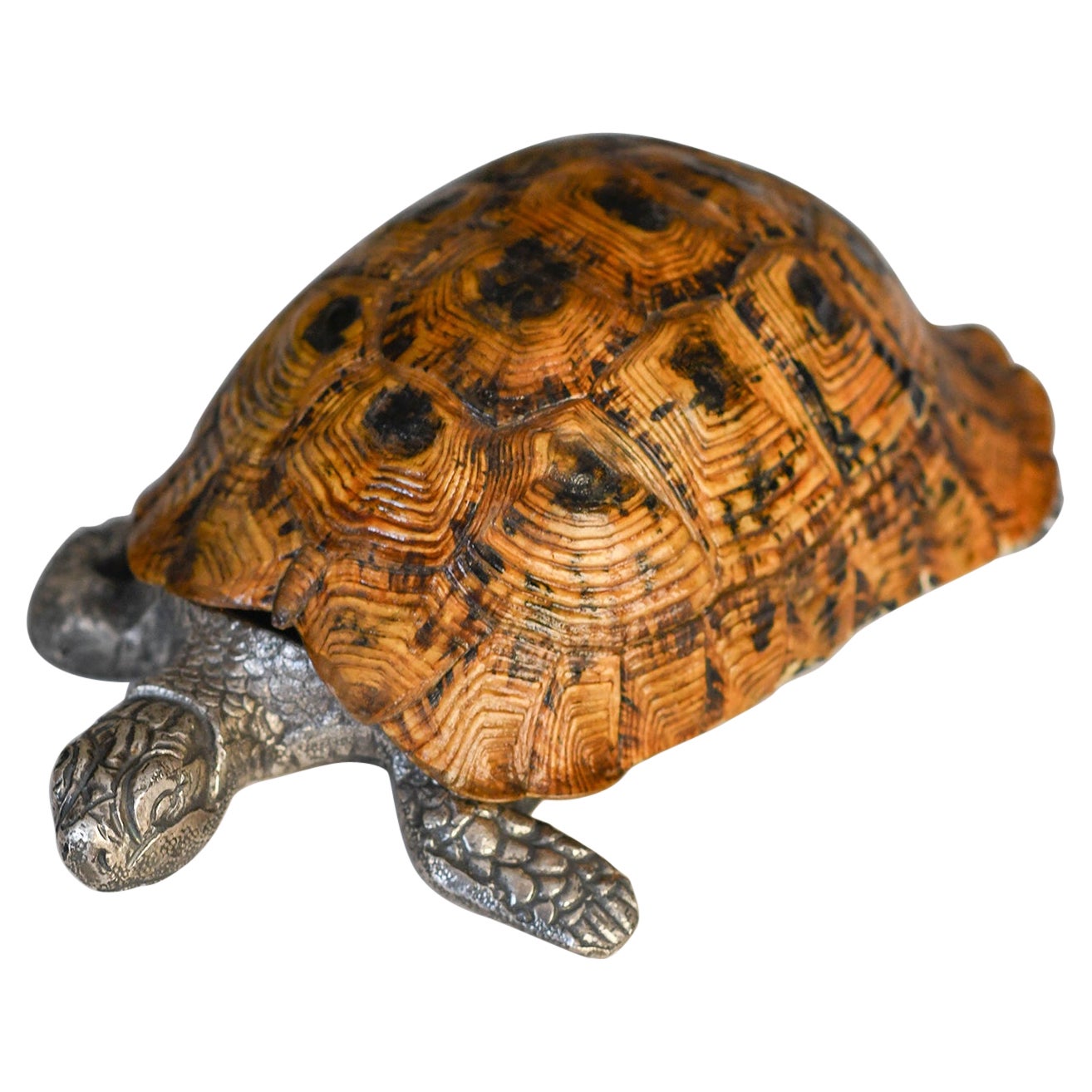 "Turtle" pocket emptier by Gabriella Crespi in silver metal and shell For Sale