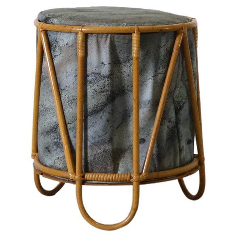 Panier de rangement pour couture en bambou et tissu du milieu du siècle avec couvercle en vente