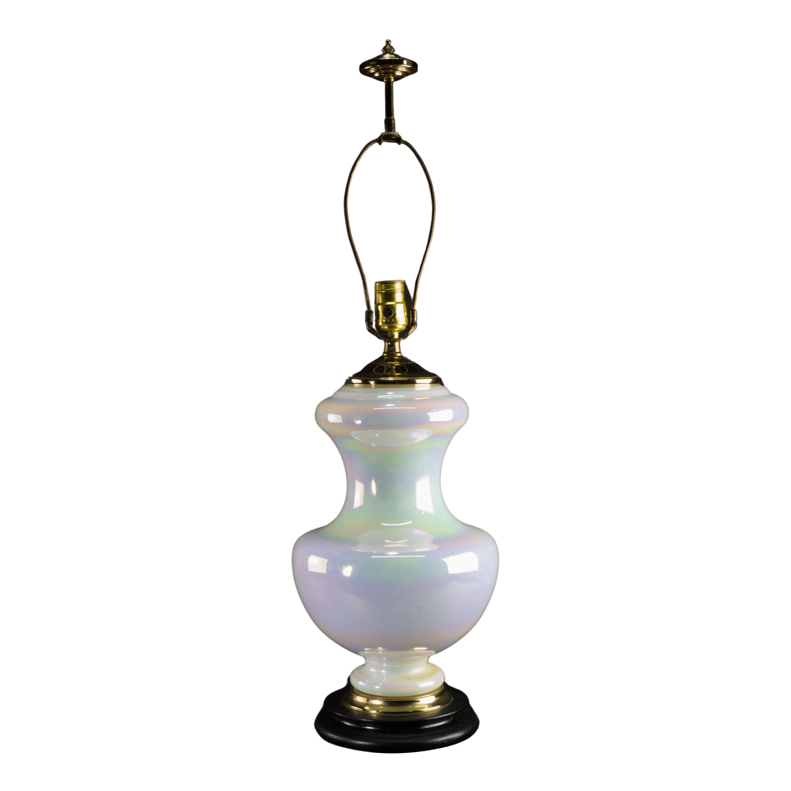 Lampe de bureau mi-siècle moderne en verre irisé finition perle en vente