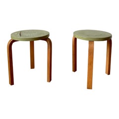 Vintage Stool 60 with finger joint seat by Alvar Aalto for Artek, 1930-40s