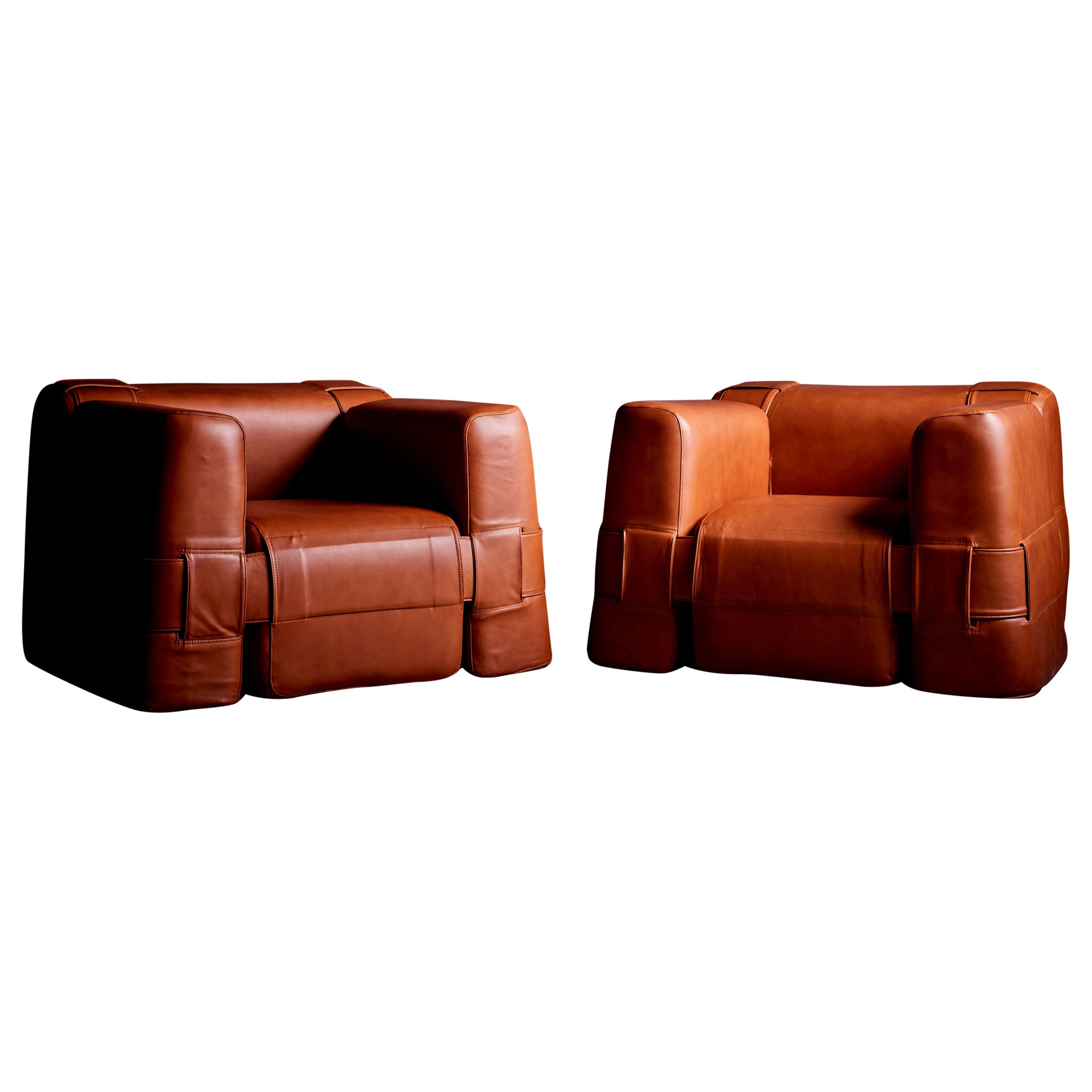 Pair of reupholstered 932 Lounge chairs by Mario Bellini for Cassina - 1960s