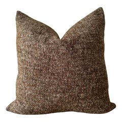 Oreiller en laine et lin sur mesure avec insert en plumes de duvet dans les tons Brown et Rust