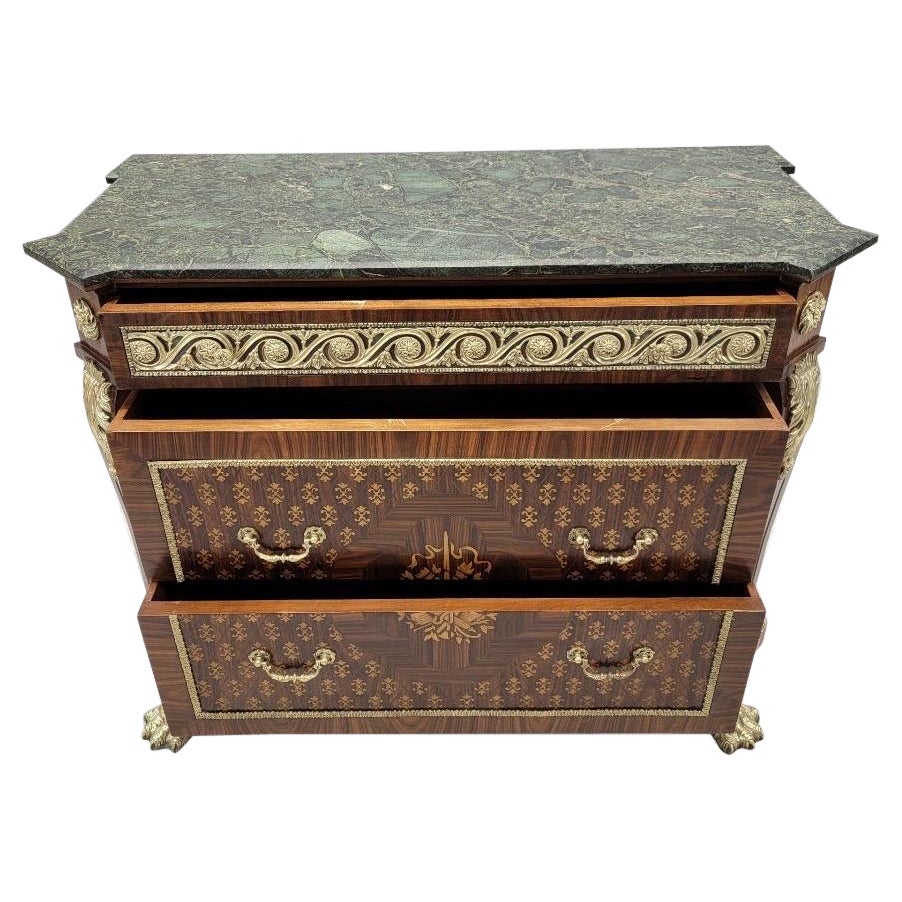 Stile impero Antique French Stile Impero intarsiato Commode petto in vendita