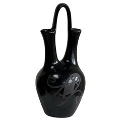 Vase de mariage vintage amérindien noir gravé