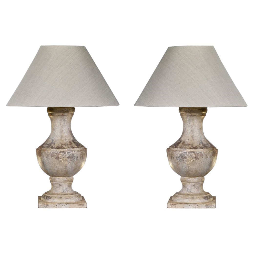 Pair of Painted Wooden Baluster Table Lamps, XXth Century. For Sale