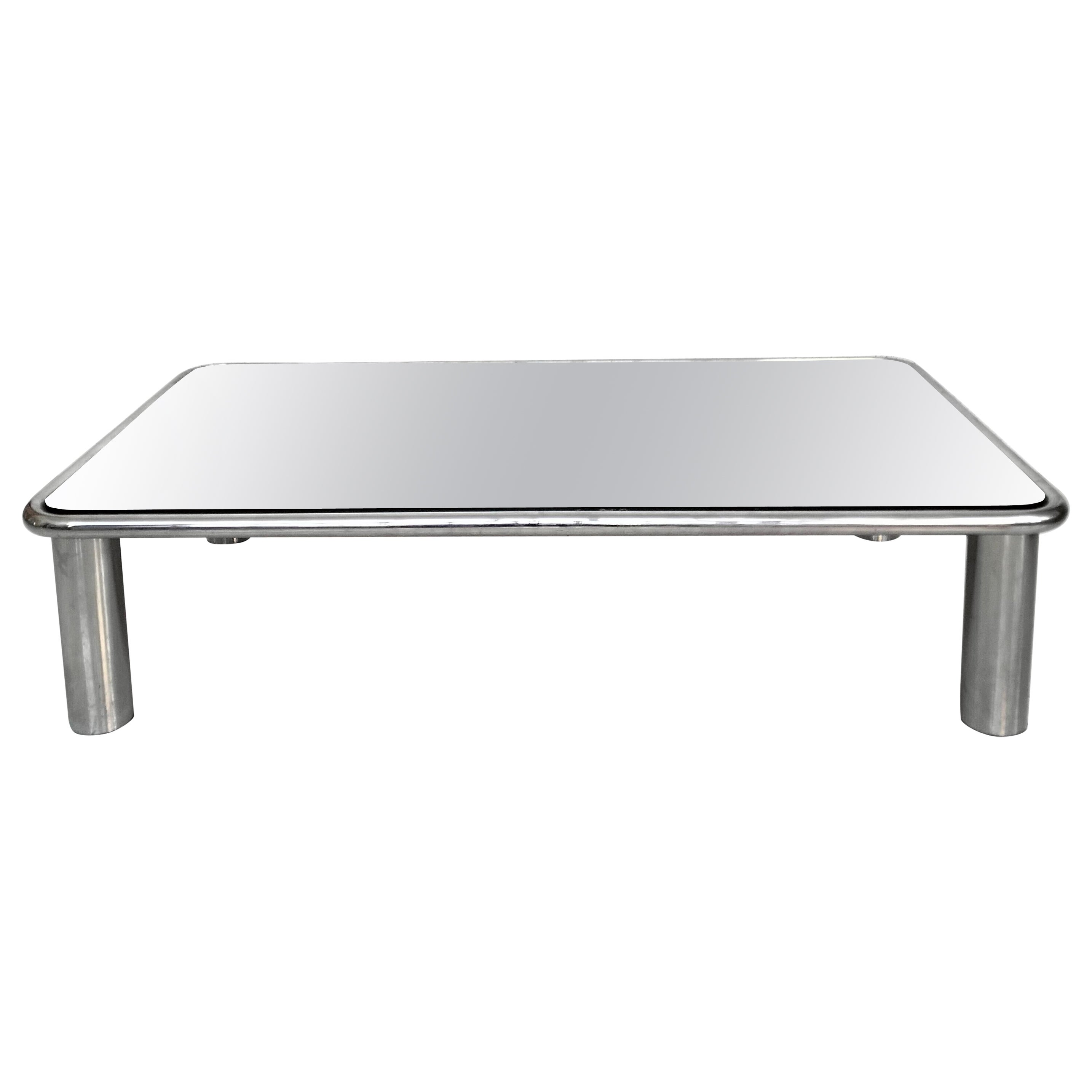 Sesann mirrored and steel chromed coffee table by G.Franco Frattini for Cassina For Sale