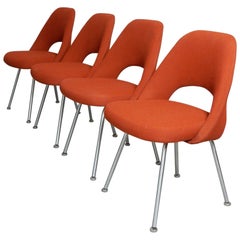 Retro Mid-Century Saarinen for Knoll Executive Armless Chairs. set of 4, dated 1963