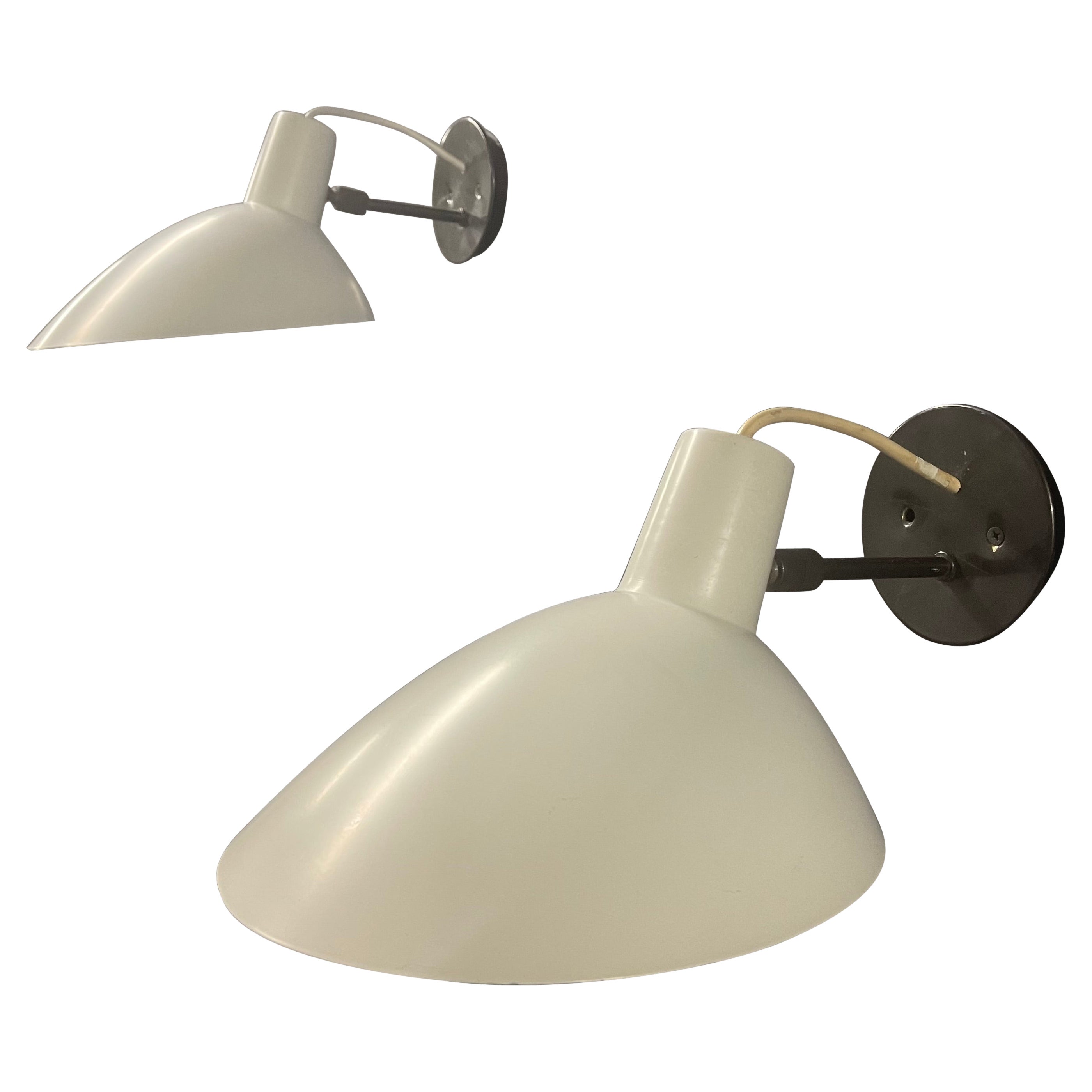 nice pair of vittoriano vigano wall sconces for arteluce