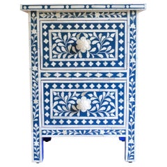 Table de chevet Syahi faite à la main, incrustation d'os indien bleu marine