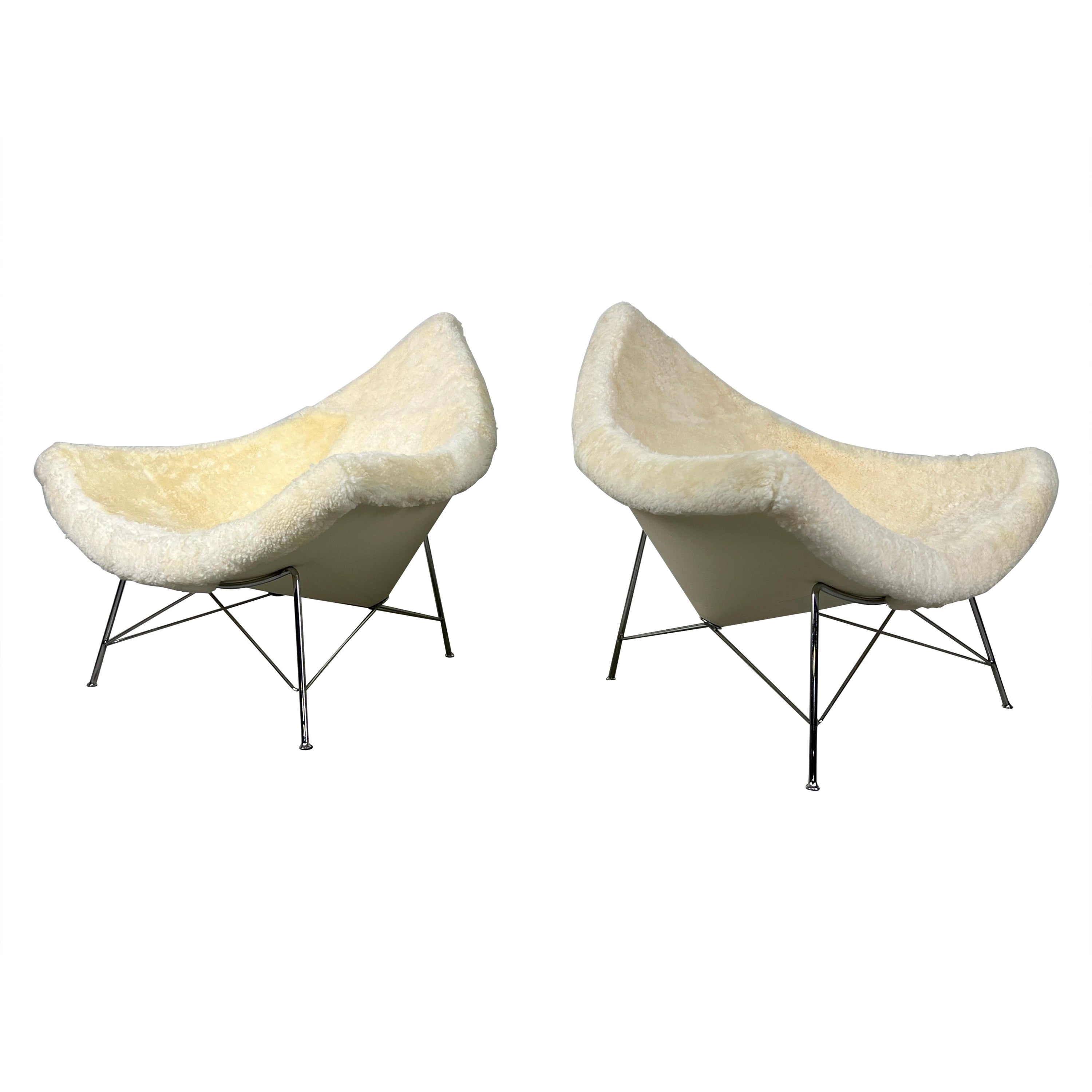 Frühe Kokosnussholzstühle von George Nelson für Herman Miller in Shearling, Paar 