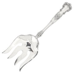 Gorham Buttercup Pattern Sterling Silver Large Pierce Fish Serving Fork (Fourchette de service à poisson)