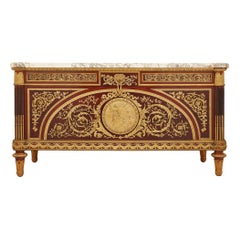 Ancienne commode française de style Louis XVI montée en bronze doré d'après Benneman